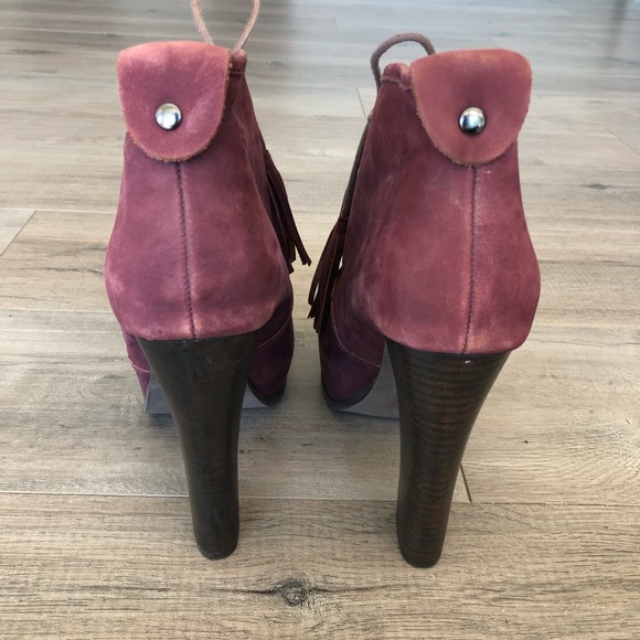 STEVE MADDEN ~ sashay burgundy platform booties - Picture 6 of 8